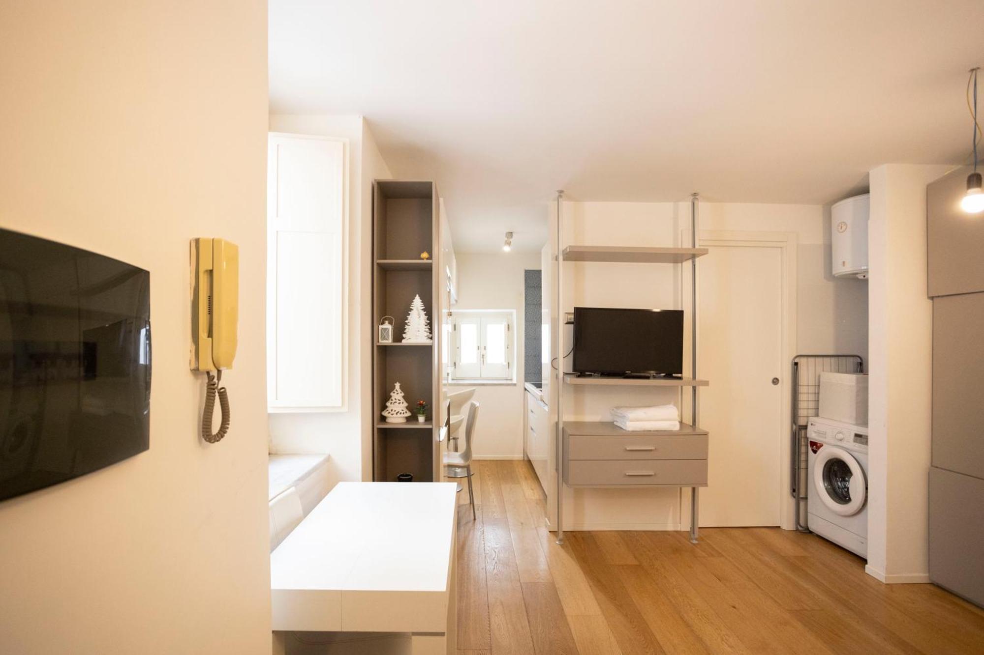 Qu4Ttro I Domo House Apartment Salerno Exterior foto